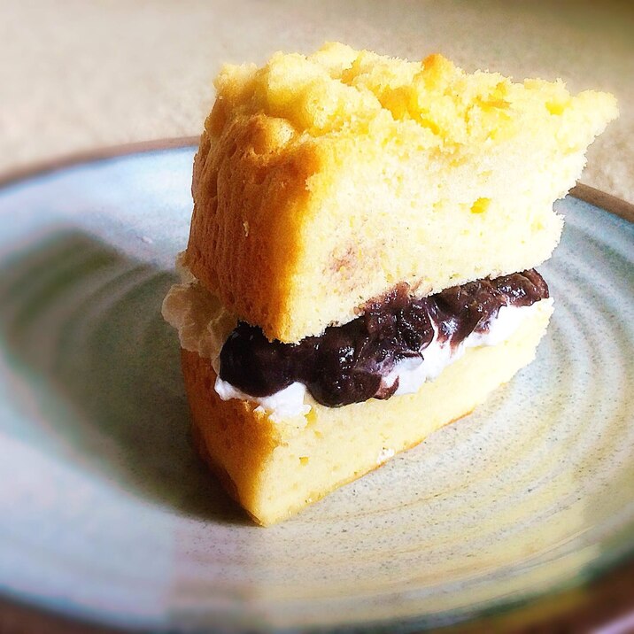 小豆と生クリームのふわふわサンドケーキ♩